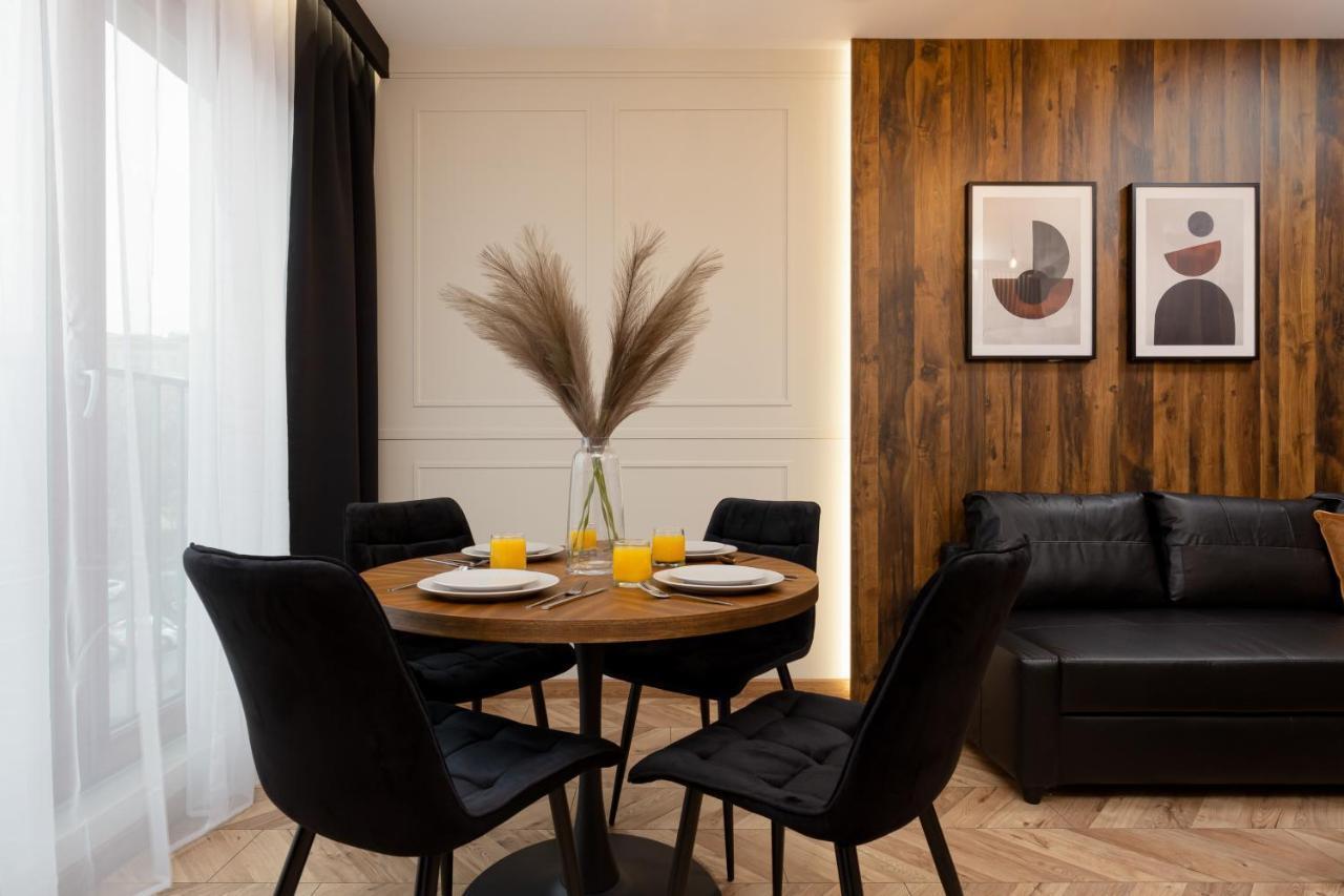 Awangarda Apartment Warsaw Ochota By Renters Prestige Eksteriør billede