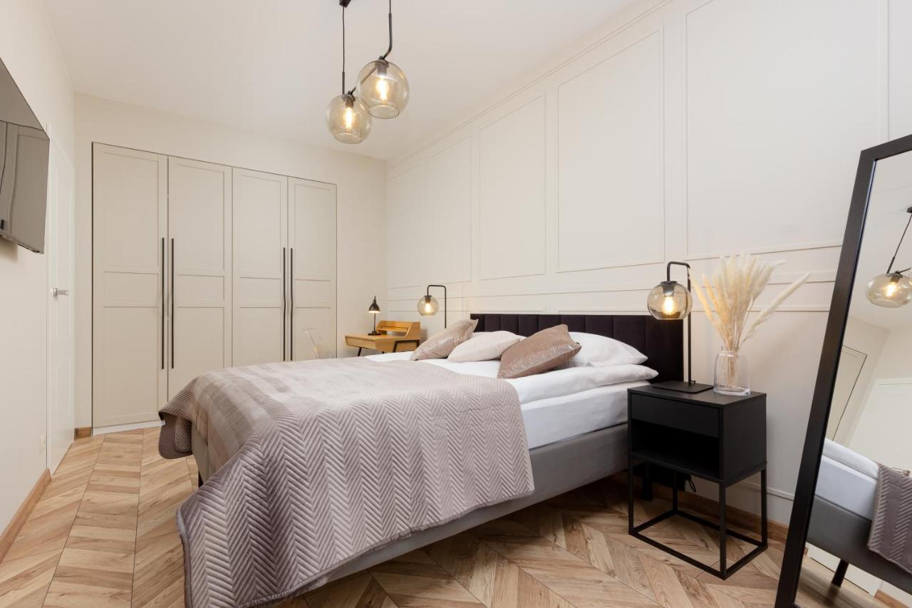 Awangarda Apartment Warsaw Ochota By Renters Prestige Eksteriør billede