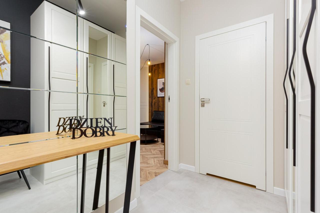 Awangarda Apartment Warsaw Ochota By Renters Prestige Eksteriør billede