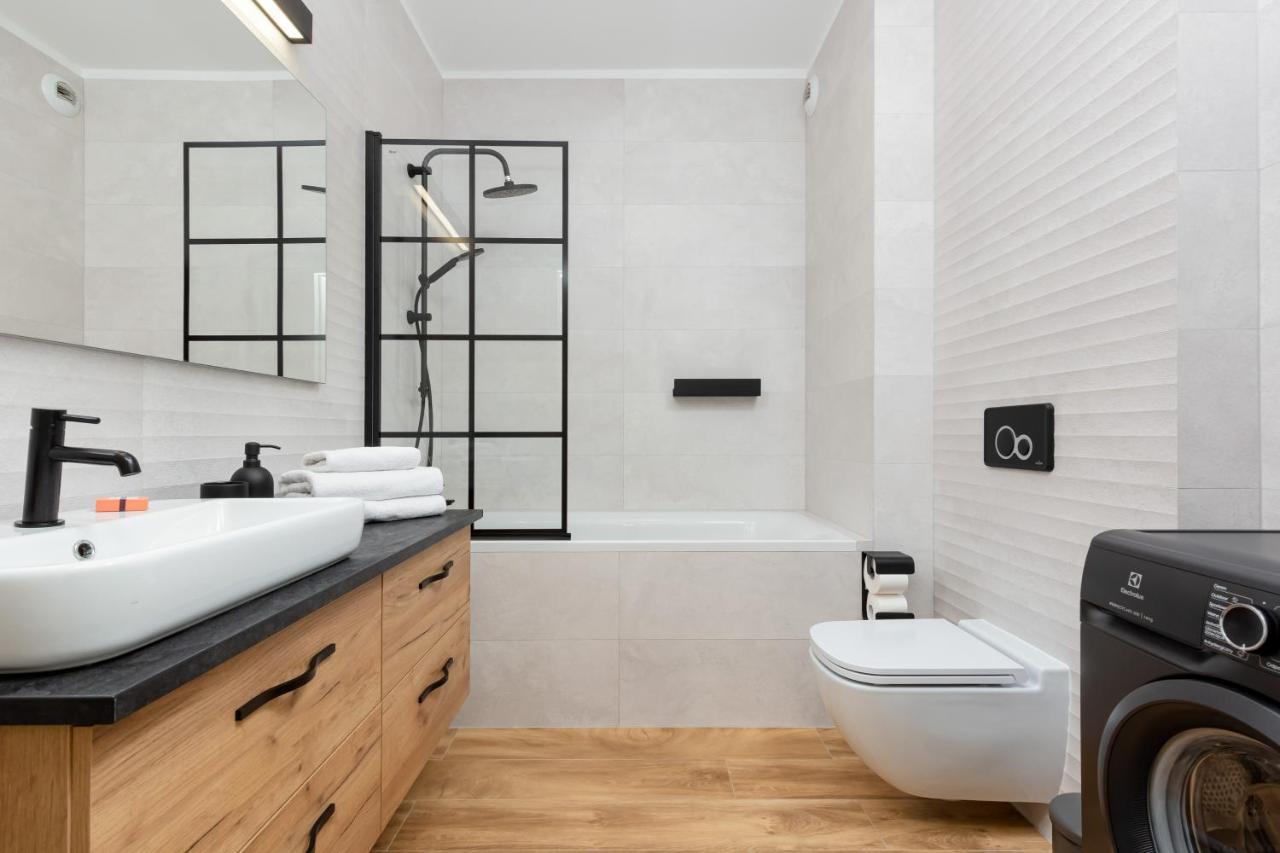 Awangarda Apartment Warsaw Ochota By Renters Prestige Eksteriør billede